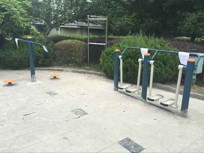 锦育、灵峰小区健身器材换新啦